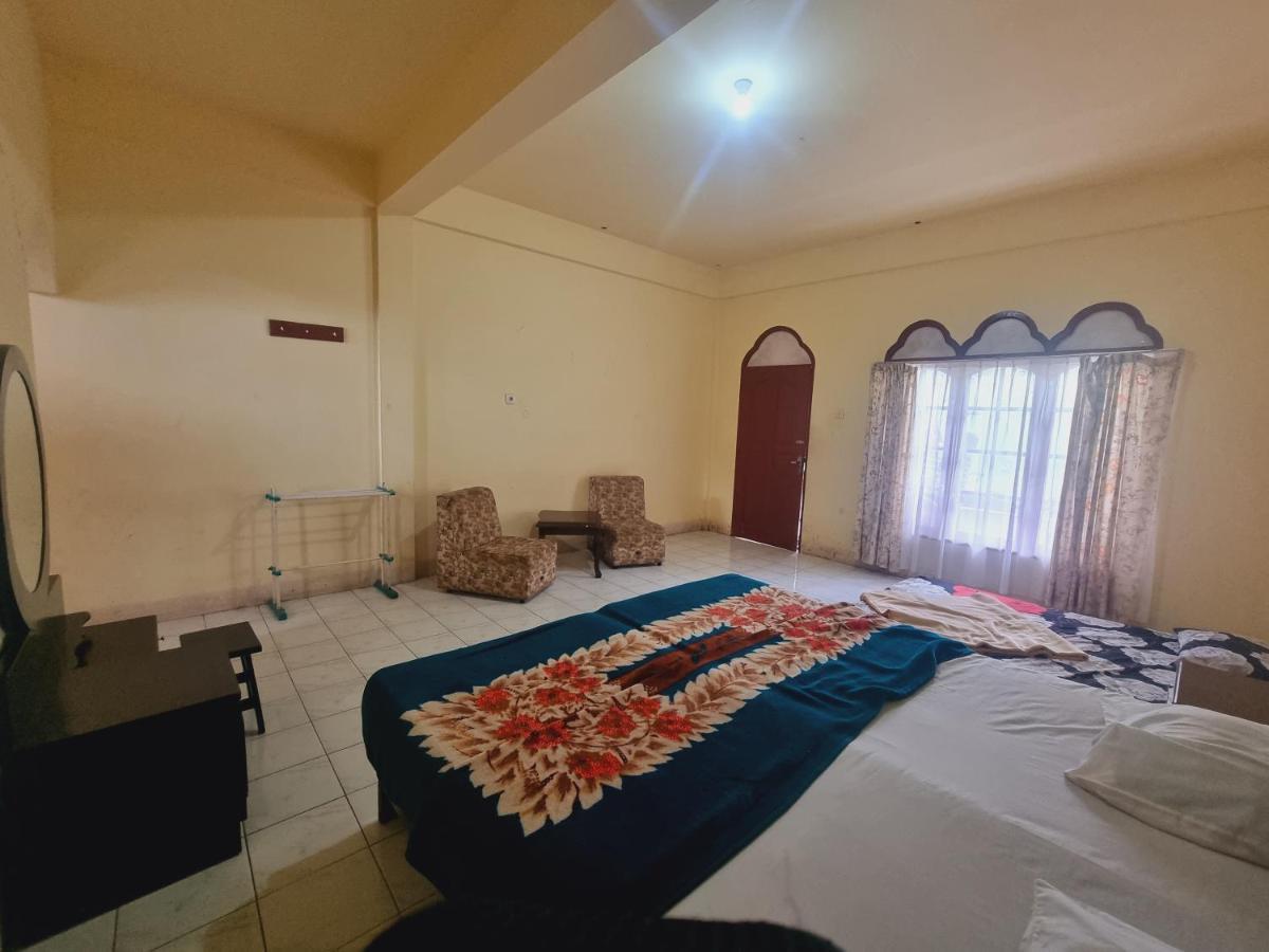 Oyo 93062 Sibayak Multinational Rest House Berastagi Luaran gambar