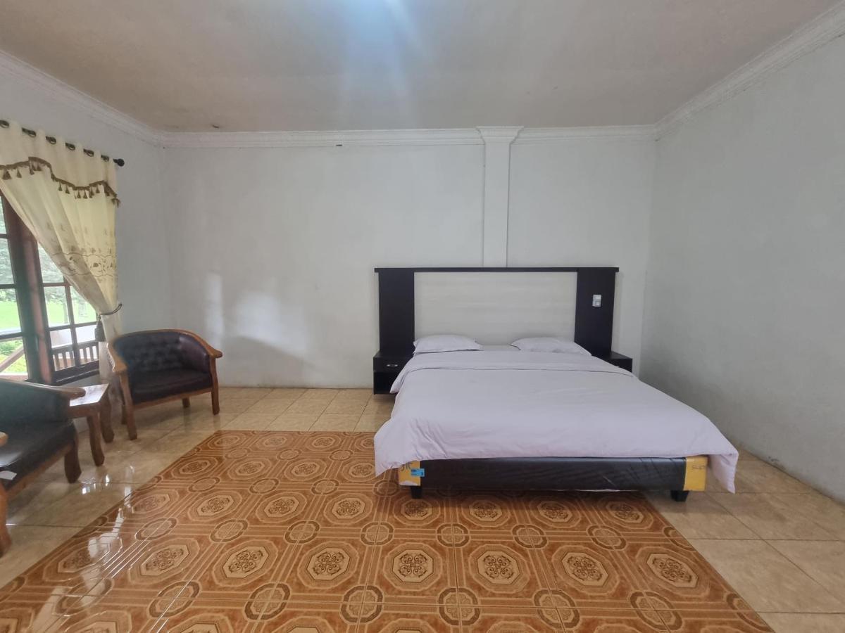 Oyo 93062 Sibayak Multinational Rest House Berastagi Luaran gambar